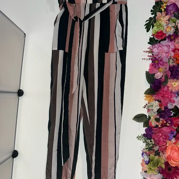 3 for $10 | Striped pants | size 4/6 | High-waisted - Picture 6 of 6